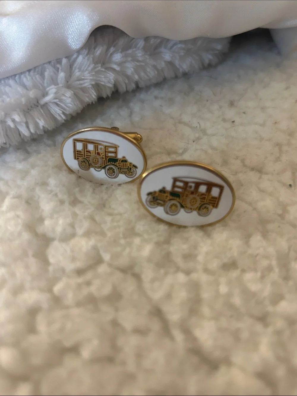 Vintage 1970’s Avon Enameled Antique Automobiles Cuff Links